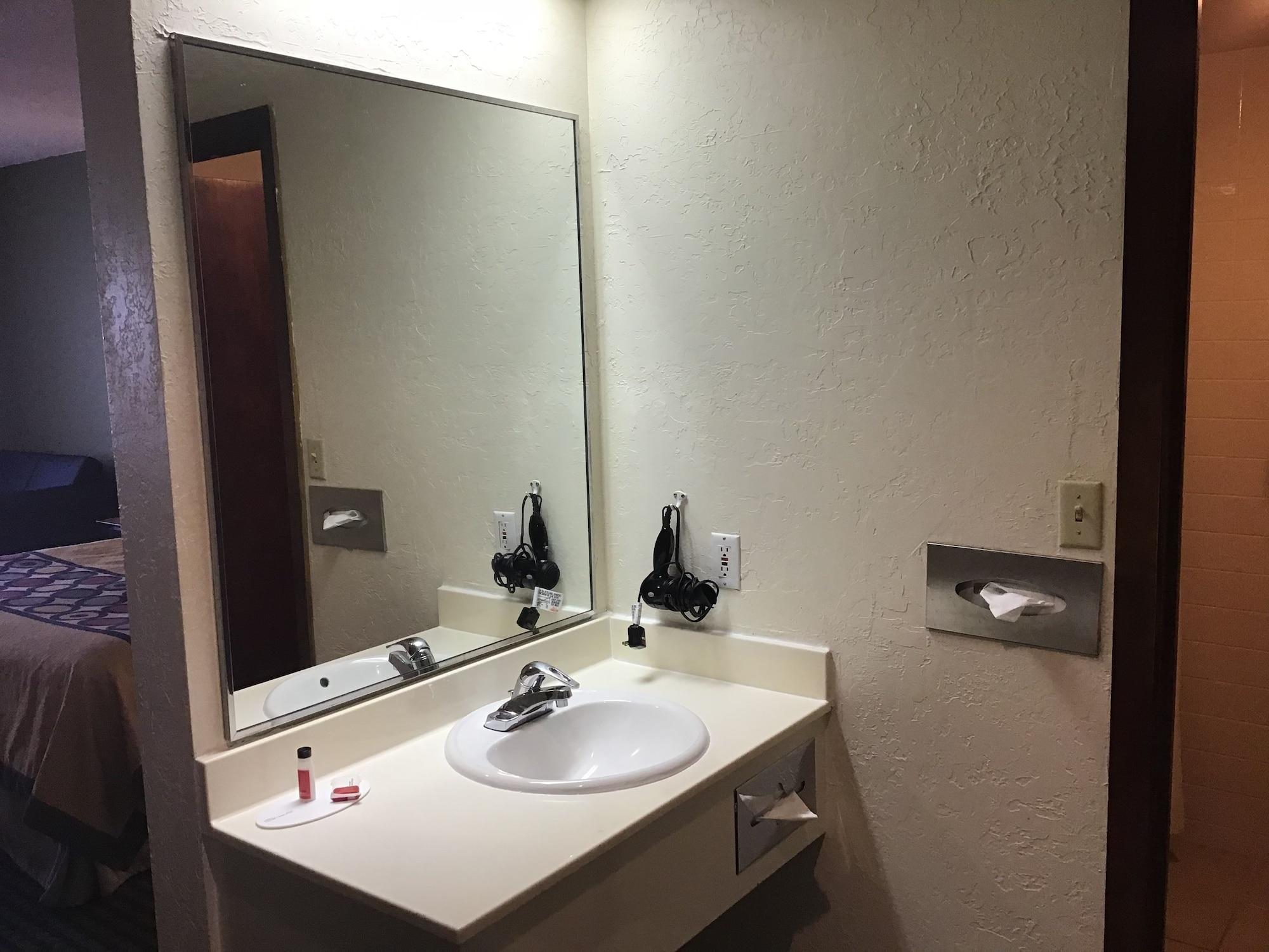 Super 8 By Wyndham Wendover Extérieur photo
